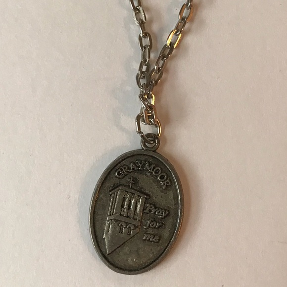 St. Anthony necklace - Picture 3 of 8